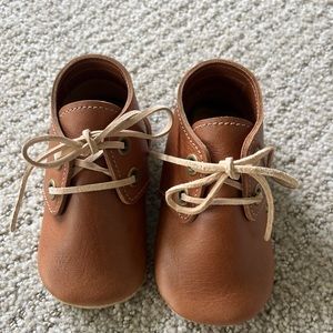 Oxford leather baby moccasins